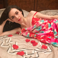 amouranth - BQgBfbvAtX8-SV9WQdHW-TnigPDMZ.jpg